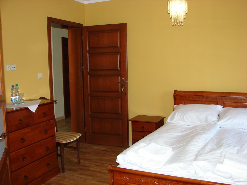 Gosc W Dom Hotell Zbąszynek Rom bilde